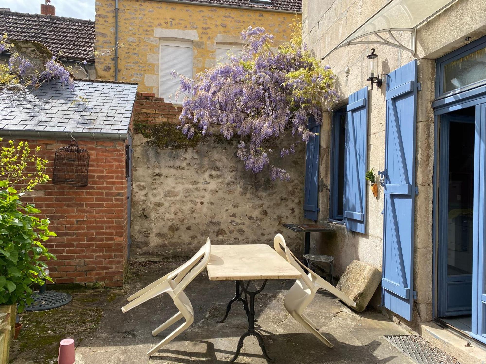 Maison De L Horloge Avallon Kültér fotó
